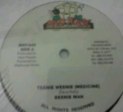 Beenie Man / Kezi : Teenie Weenie / Ghetto News (12")